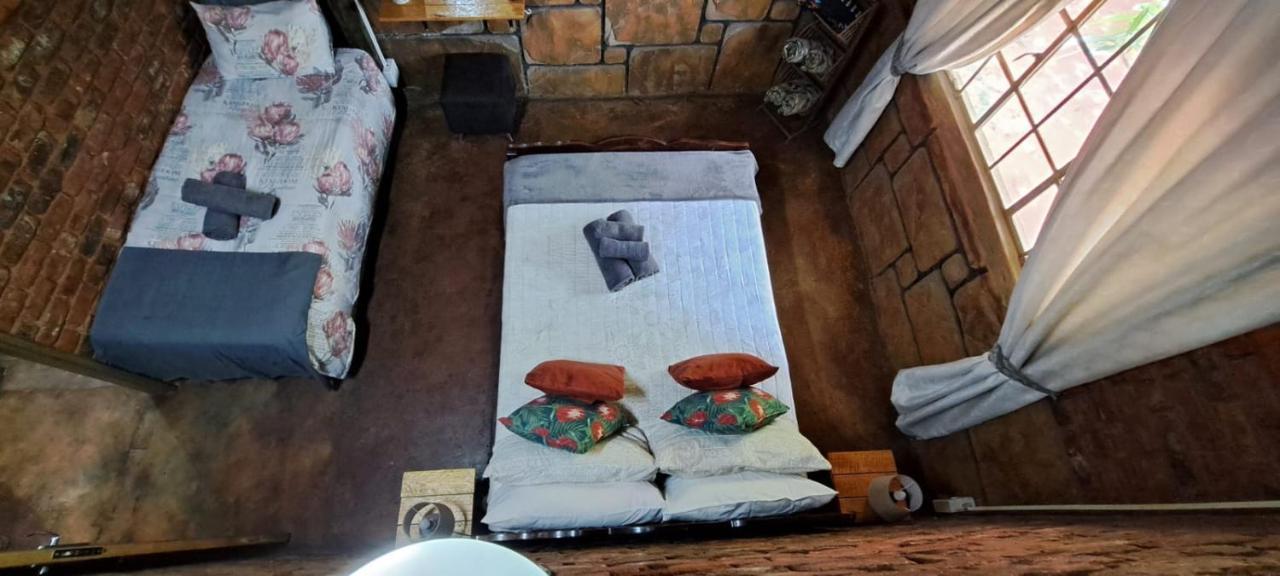 5 Sleeper Bushcamp Chalet Hartbeespoort Ngoại thất bức ảnh