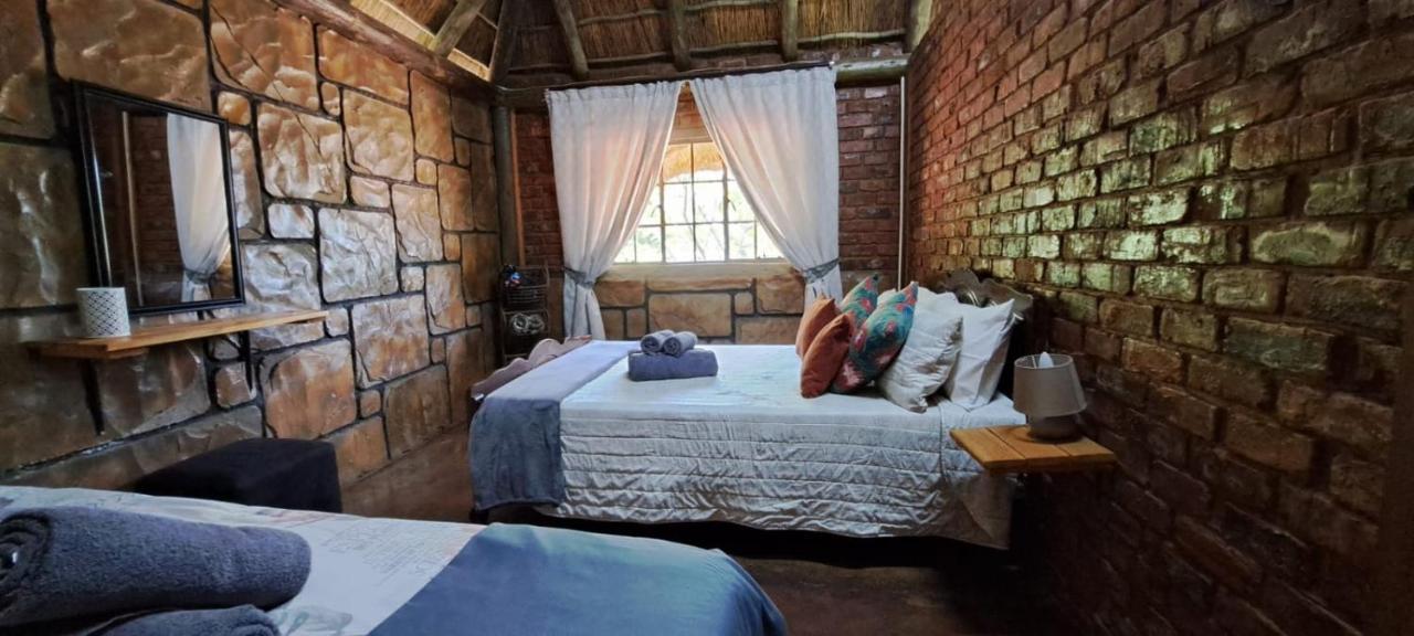 5 Sleeper Bushcamp Chalet Hartbeespoort Ngoại thất bức ảnh